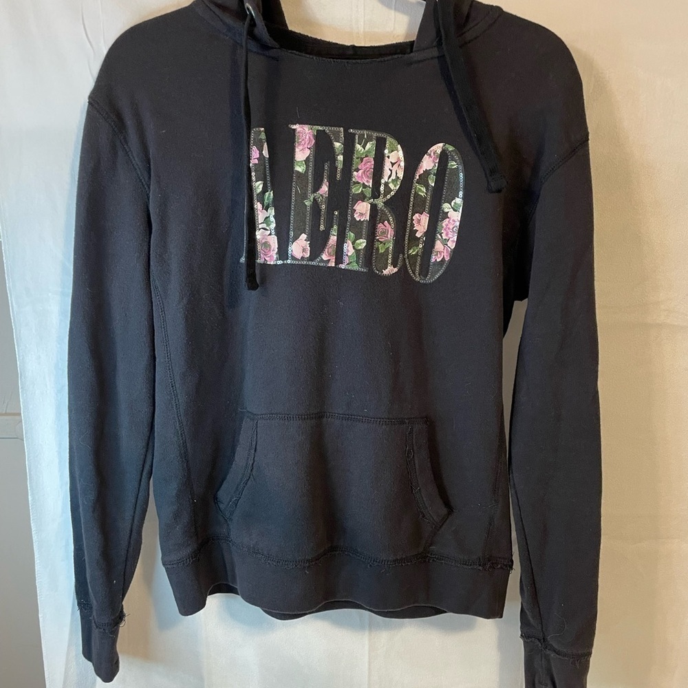 Aéropostale Floral Hoodie. Women’s size medium.